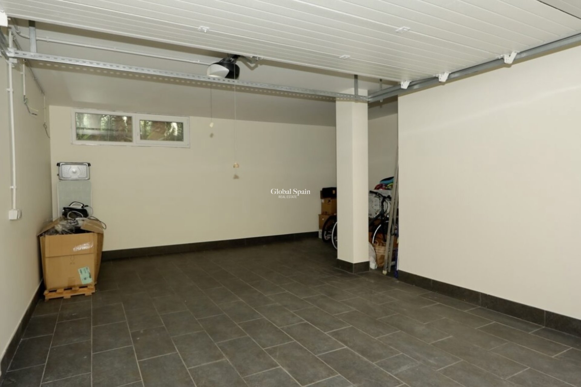 Resale - VILLA -
LA ZENIA - Costa Blanca