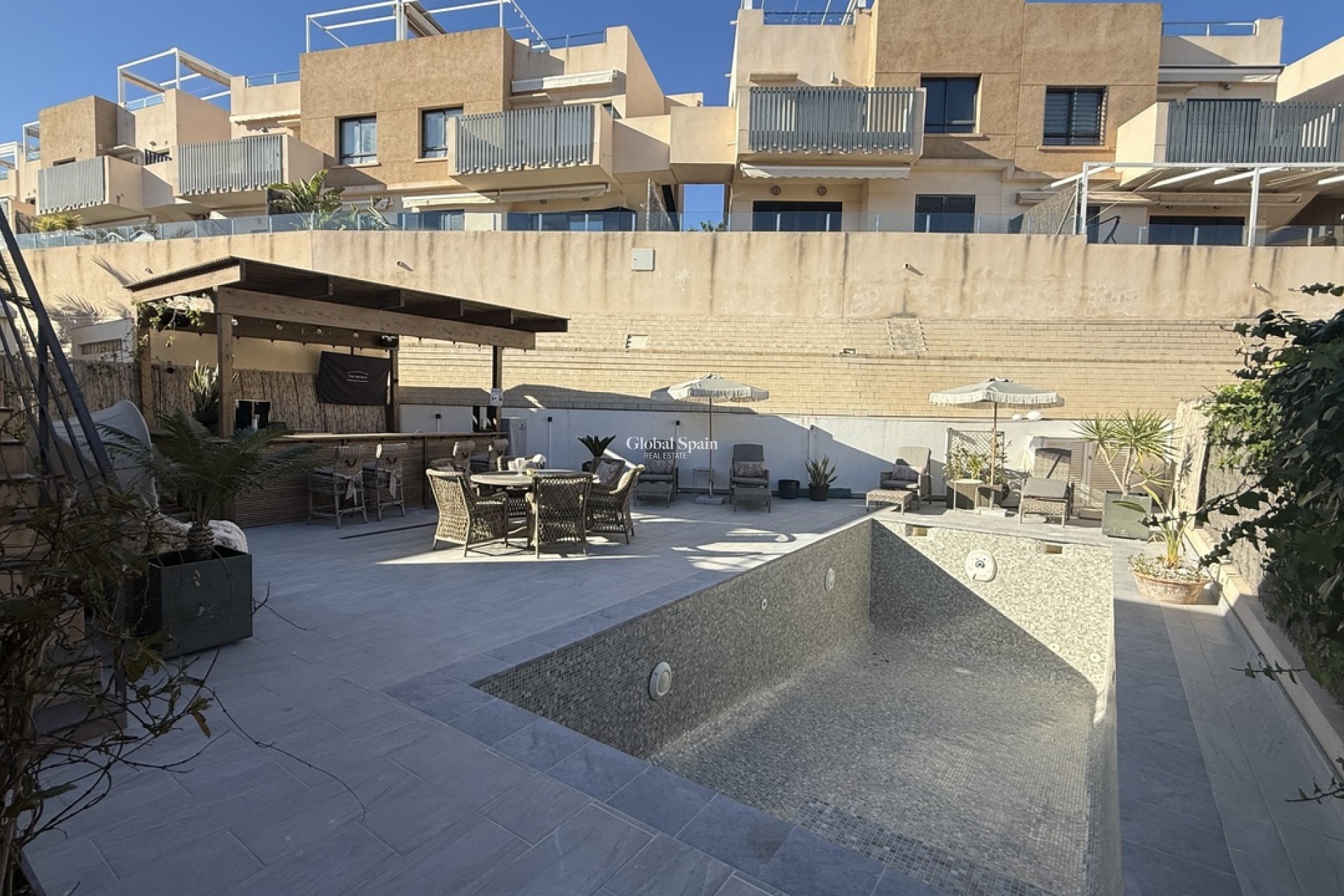 Resale - VILLA -
LA ZENIA - Costa Blanca