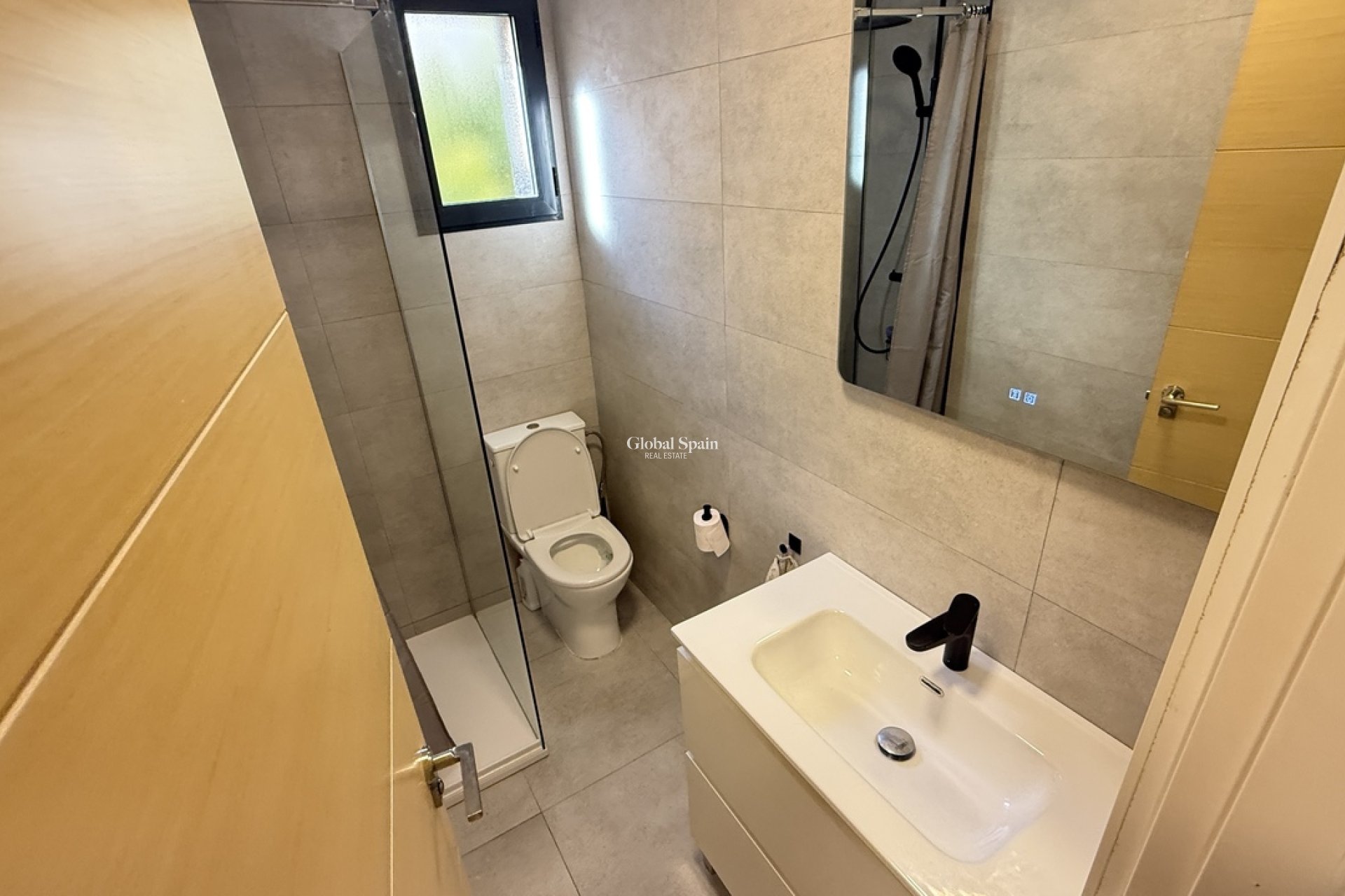 Resale - VILLA -
LA ZENIA - Costa Blanca