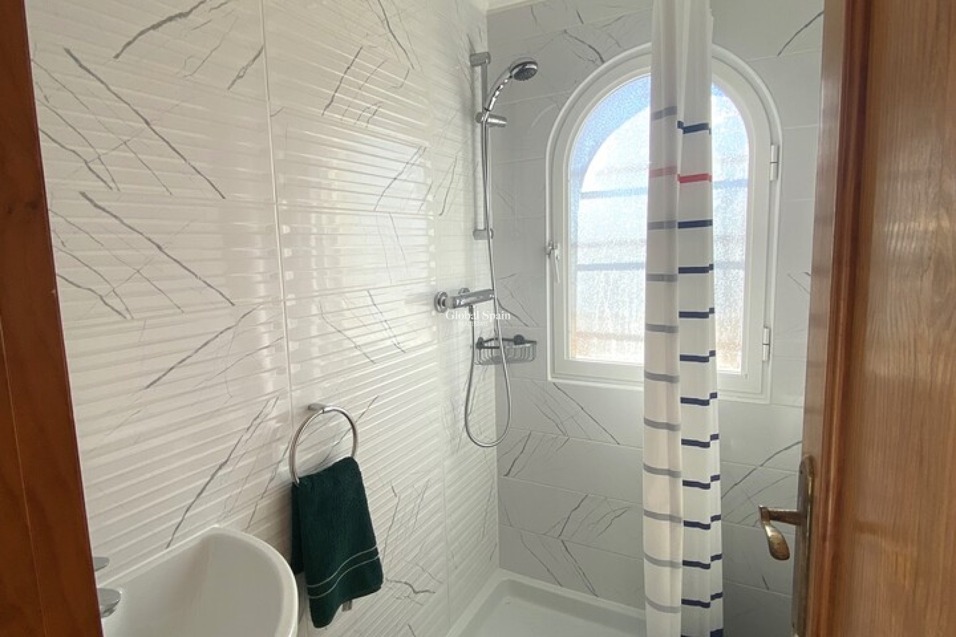 Resale - VILLA -
LA ZENIA - Costa Blanca