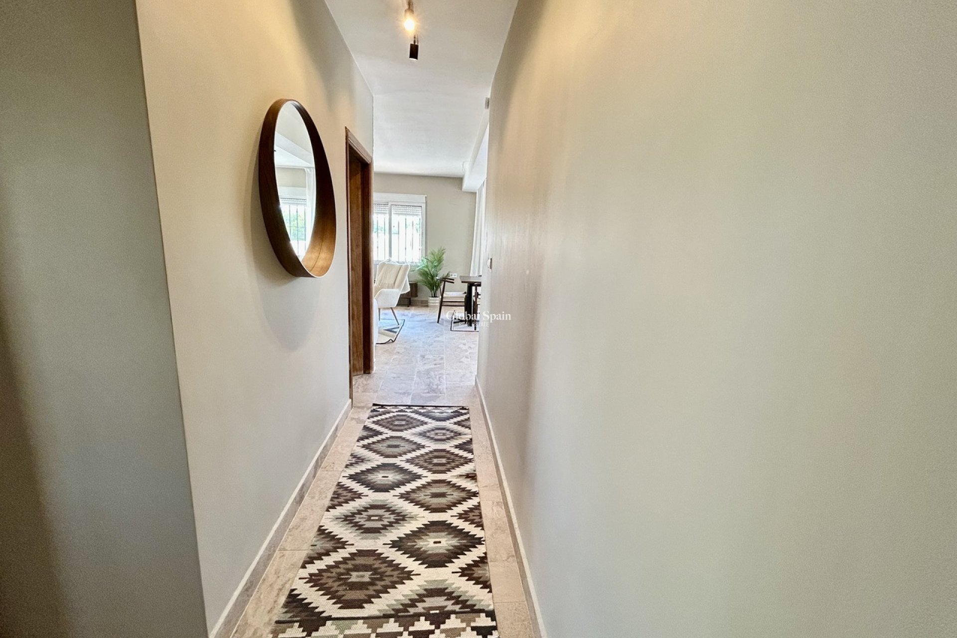 Resale - VILLA -
LA ZENIA - Costa Blanca