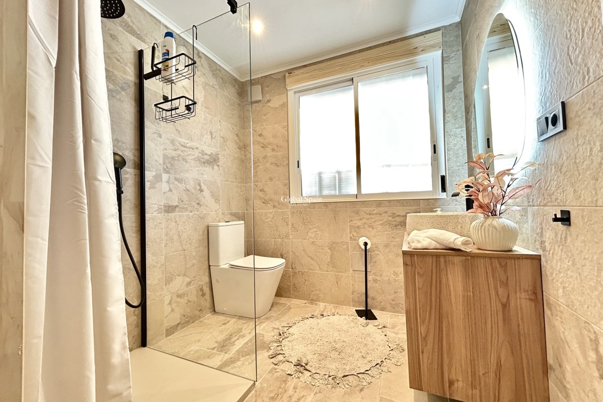 Resale - VILLA -
LA ZENIA - Costa Blanca