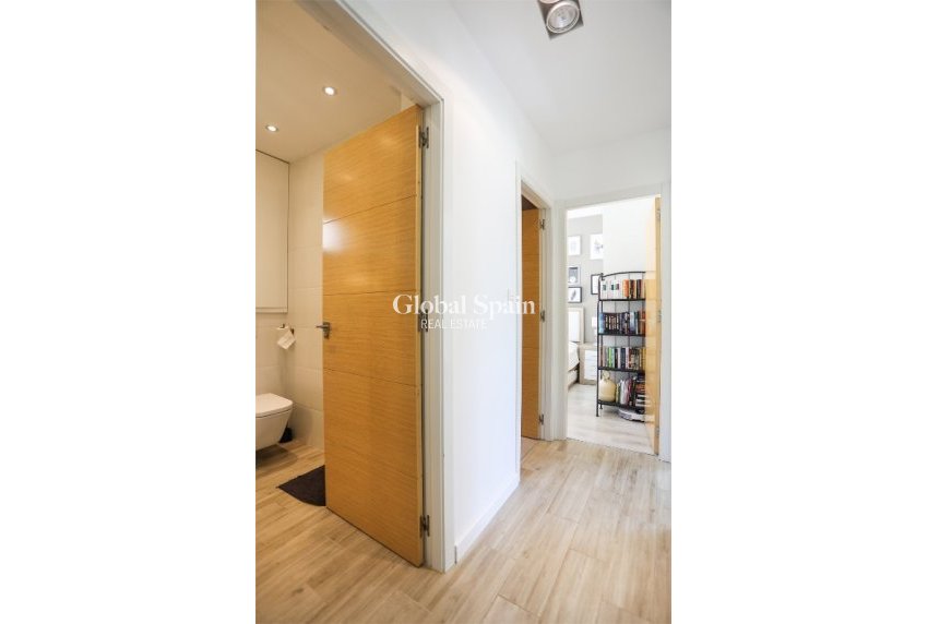 Resale - Villa -
LA ZENIA