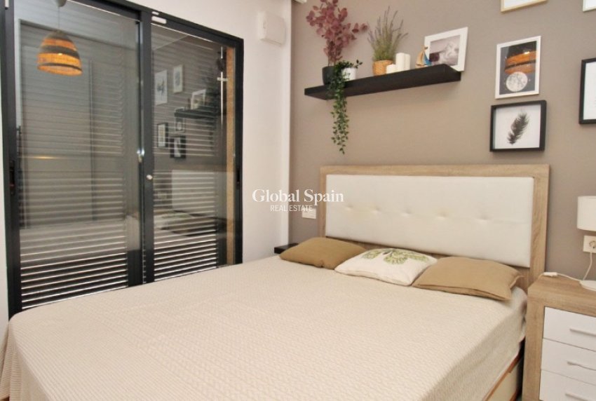 Resale - Villa -
LA ZENIA