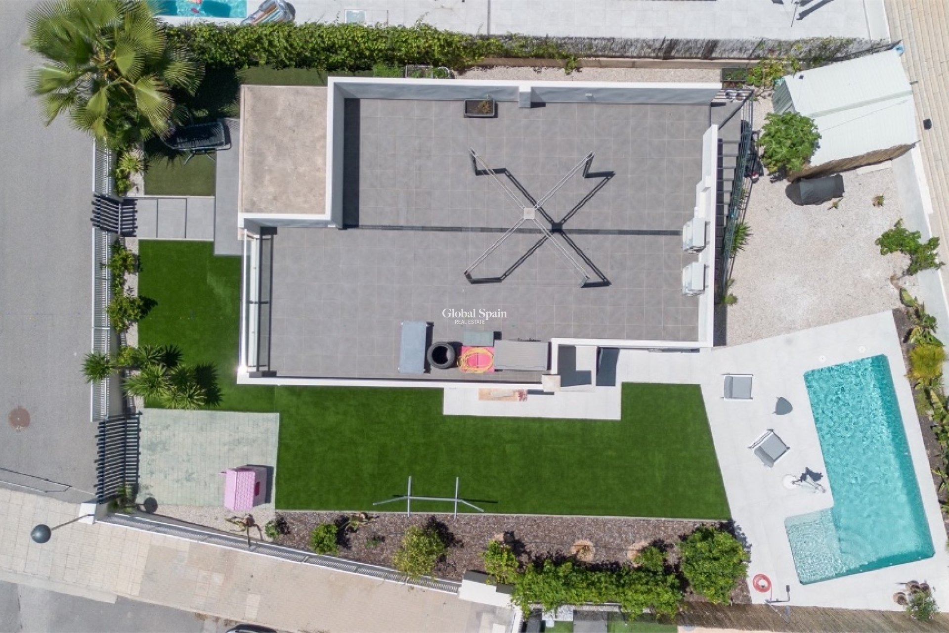 Resale - Villa -
LA ZENIA