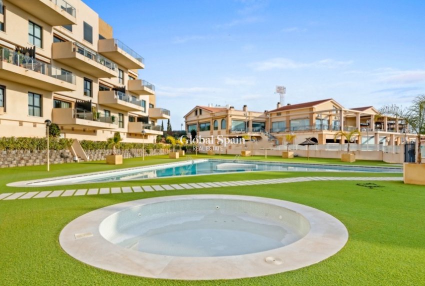 Resale - Villa -
LA ZENIA
