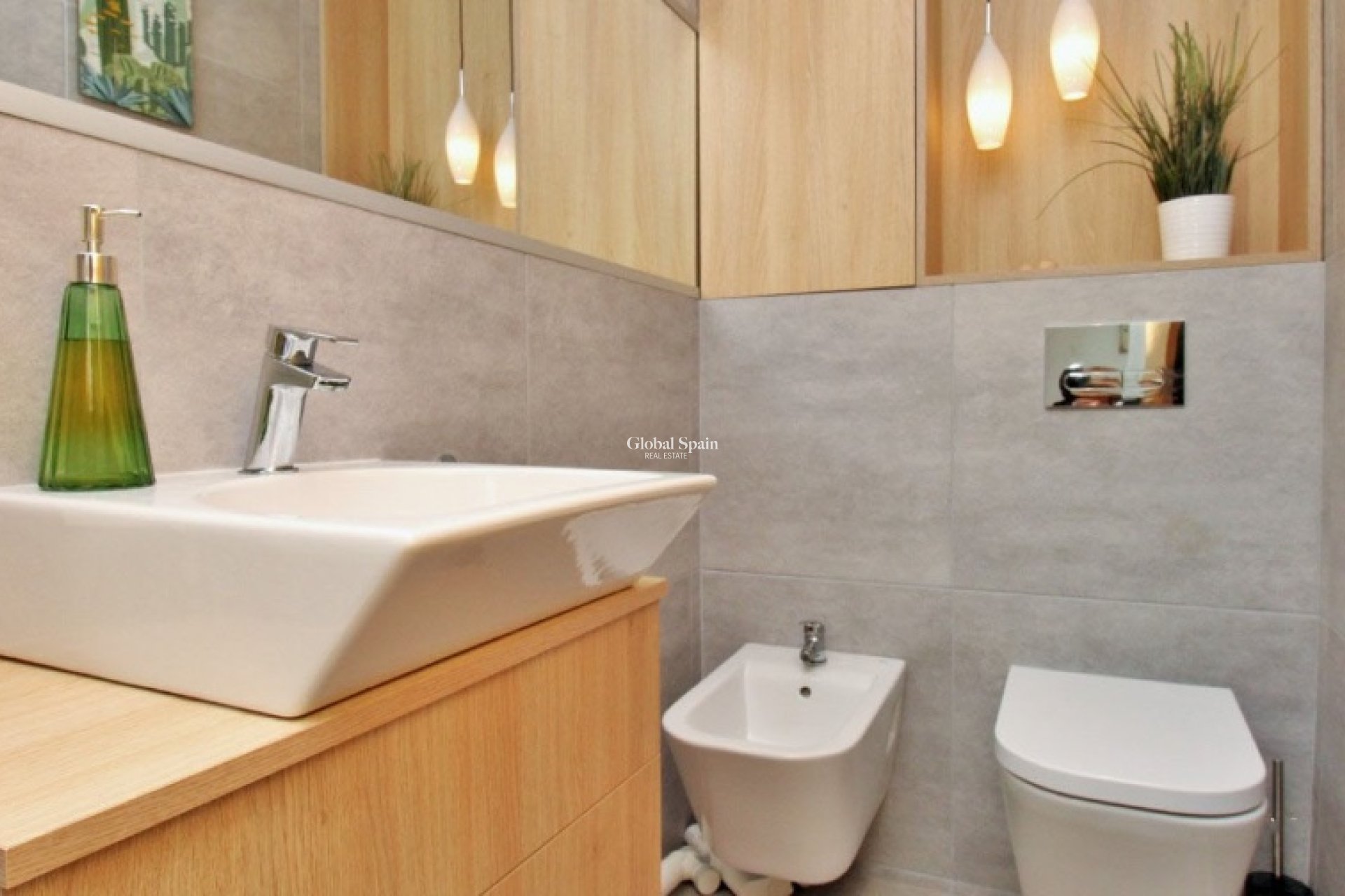 Resale - Villa -
LA ZENIA