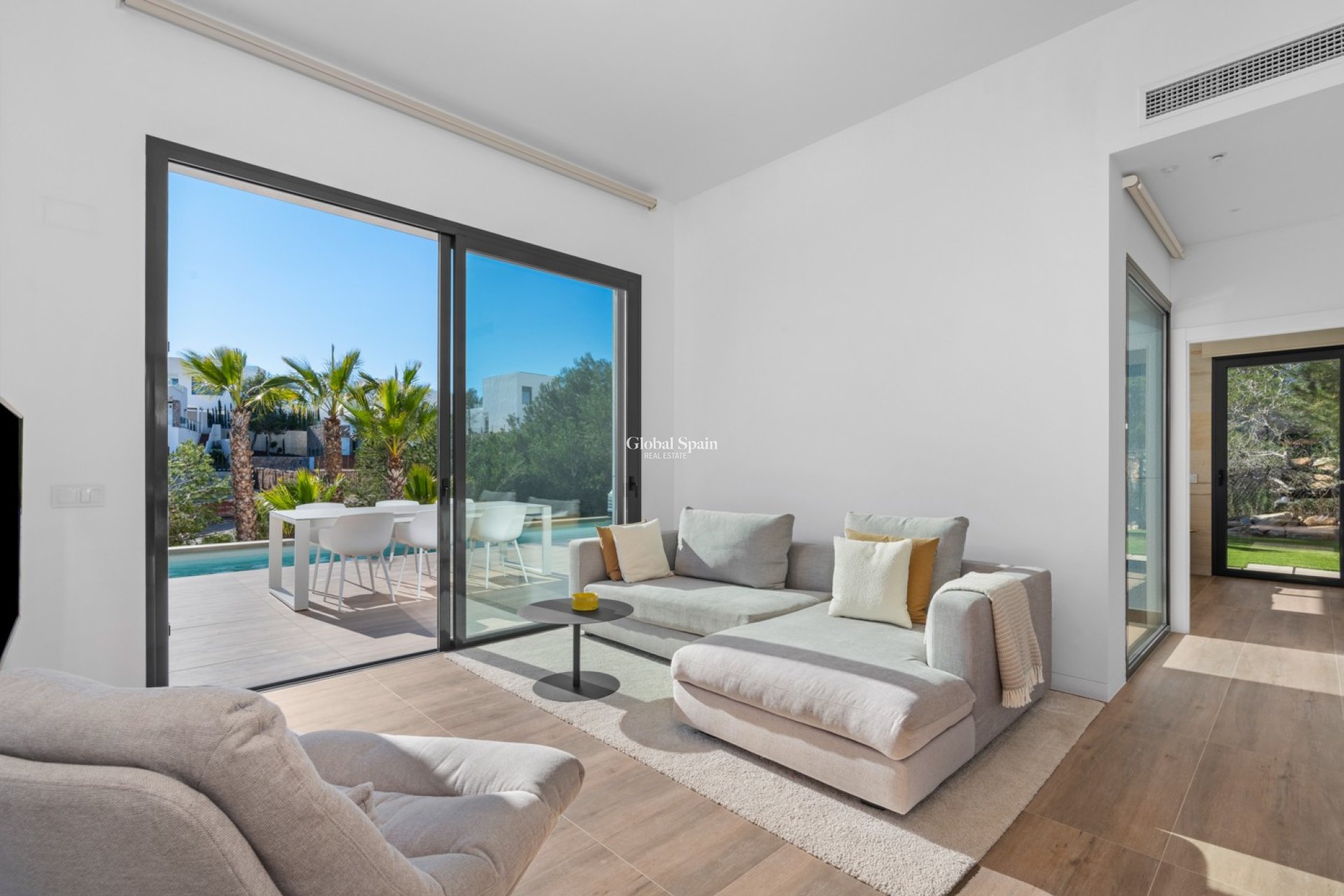 Resale - VILLA -
LAS COLINAS GOLF RESORT - Costa Blanca