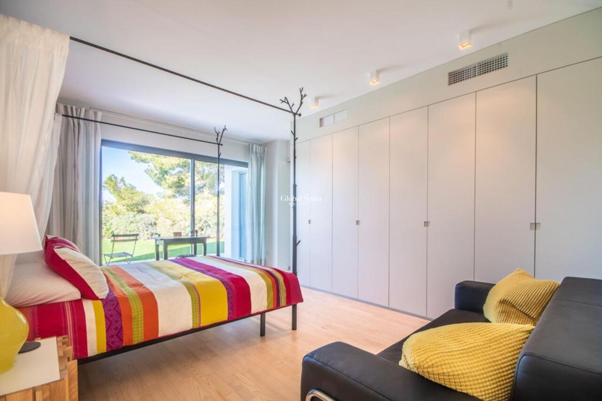 Resale - VILLA -
LAS COLINAS GOLF RESORT - Costa Blanca