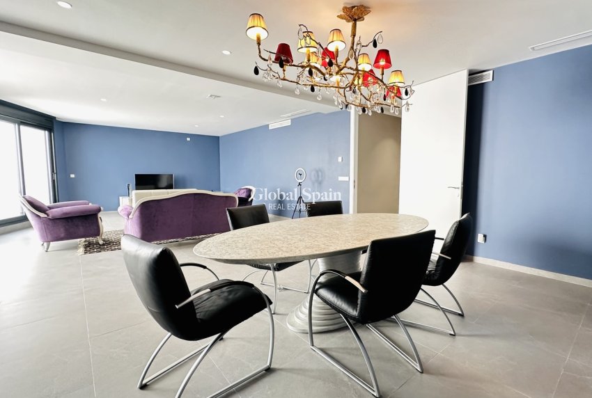 Resale - VILLA -
LAS COLINAS GOLF RESORT - Costa Blanca