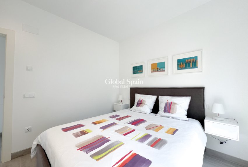 Resale - VILLA -
LAS COLINAS GOLF RESORT - Costa Blanca