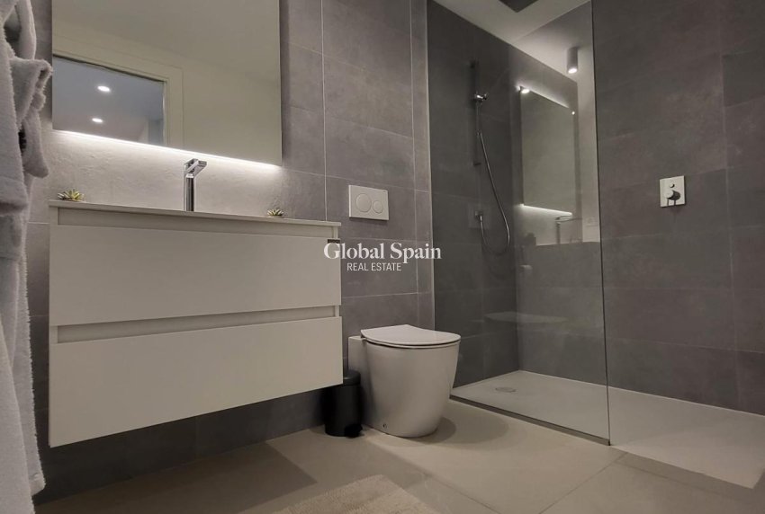 Resale - VILLA -
LAS COLINAS GOLF RESORT - Costa Blanca