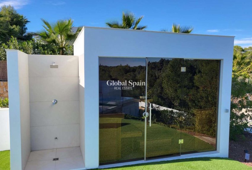 Resale - VILLA -
LAS COLINAS GOLF RESORT - Costa Blanca