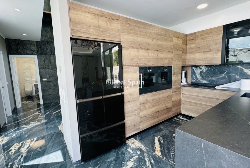 Resale - VILLA -
LAS COLINAS GOLF RESORT - Costa Blanca