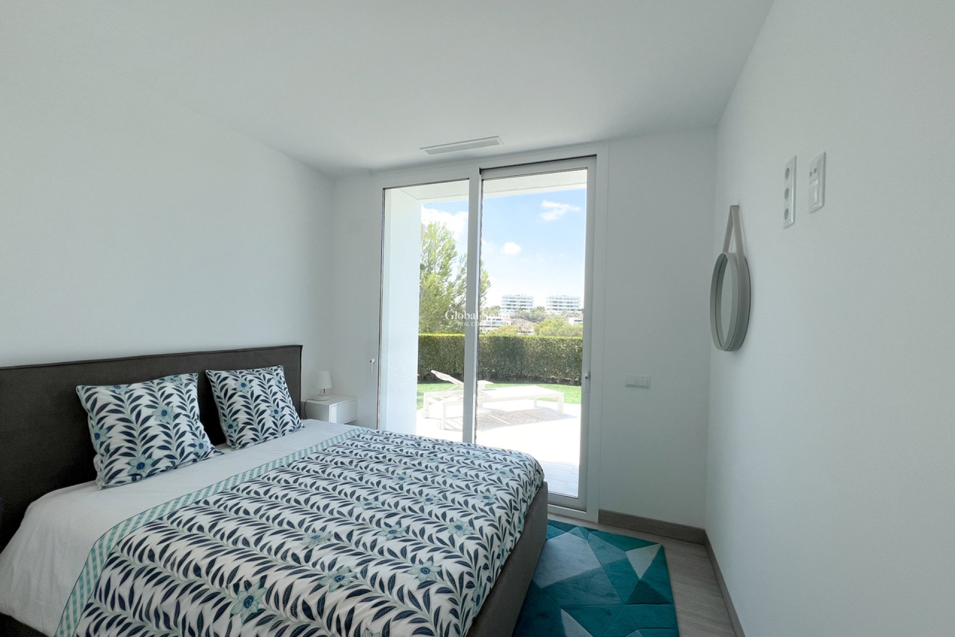 Resale - VILLA -
LAS COLINAS GOLF RESORT - Costa Blanca