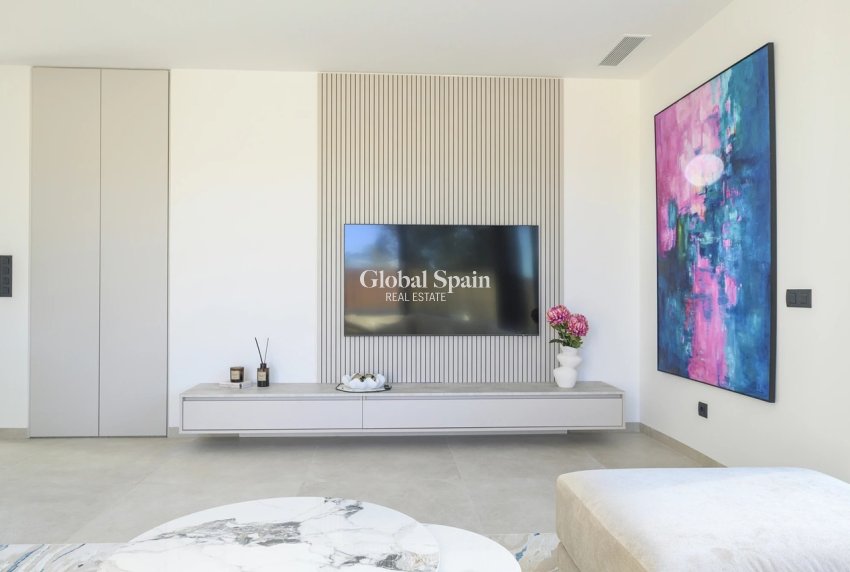 Resale - VILLA -
LAS COLINAS GOLF RESORT - Costa Blanca