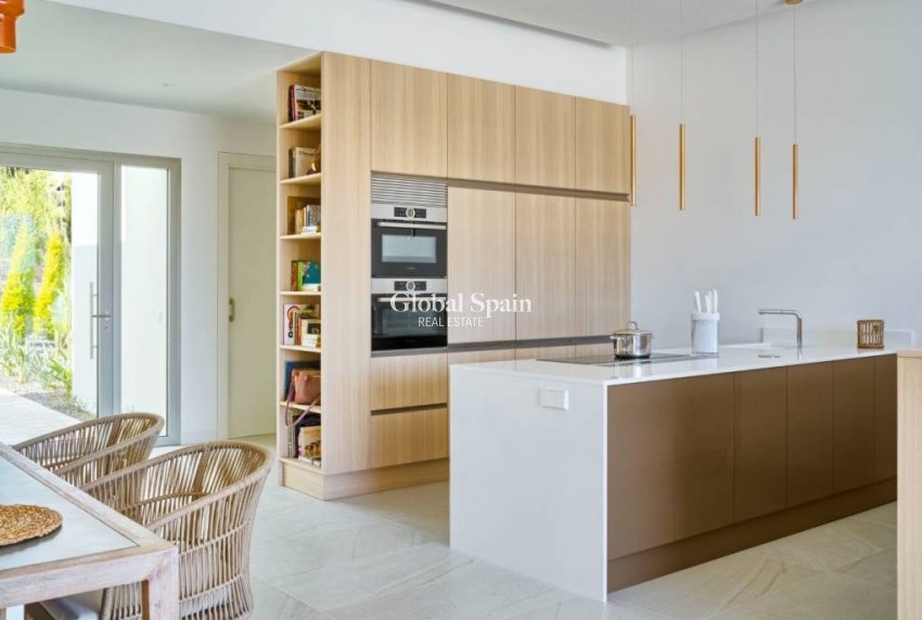 Resale - Villa -
LAS COLINAS GOLF RESORT - Las Colinas Golf