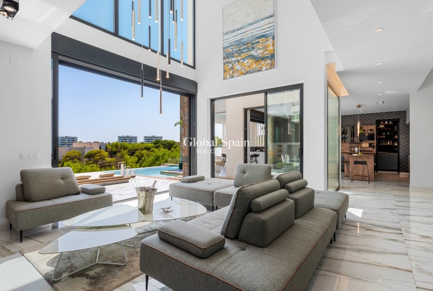 Resale - VILLA -
LAS COLINAS GOLF RESORT - Las Colinas Golf