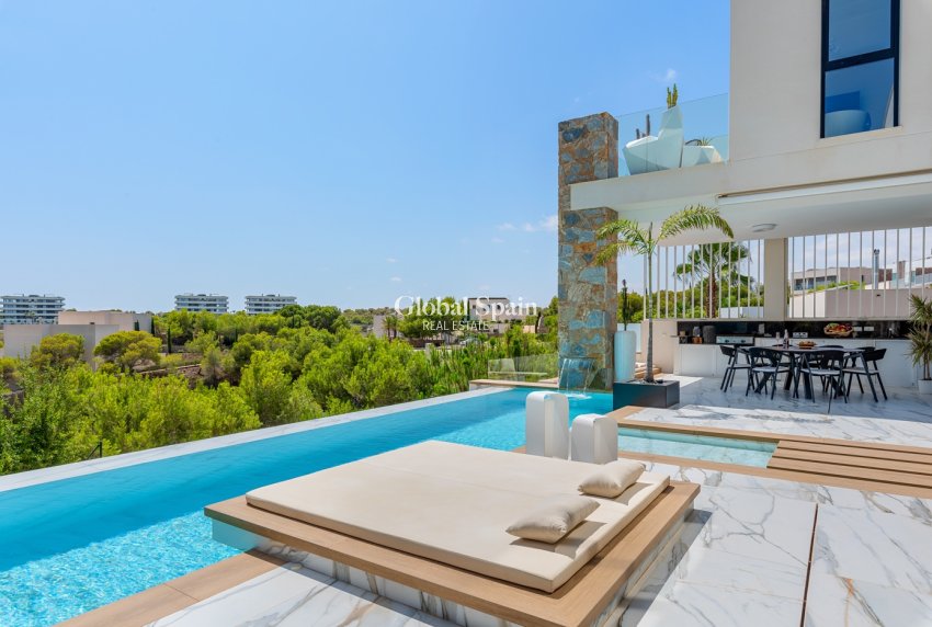 Resale - VILLA -
LAS COLINAS GOLF RESORT - Las Colinas Golf