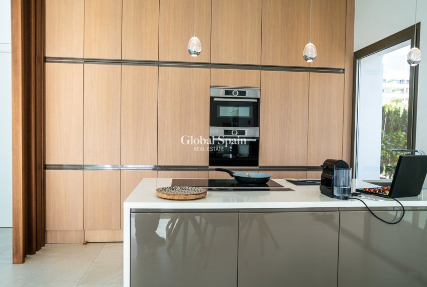 Resale - VILLA -
LAS COLINAS GOLF RESORT