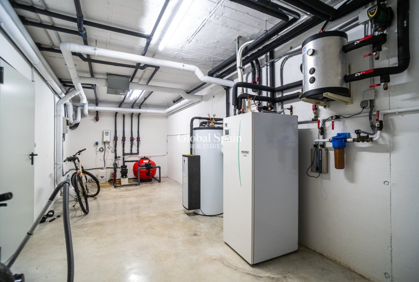 Resale - VILLA -
LAS COLINAS GOLF RESORT