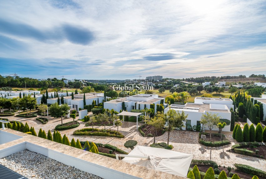 Resale - VILLA -
LAS COLINAS GOLF RESORT
