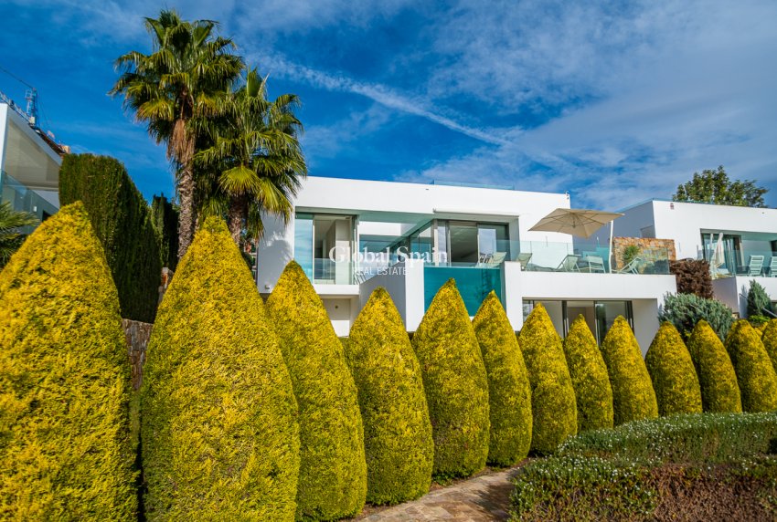 Resale - VILLA -
LAS COLINAS GOLF RESORT