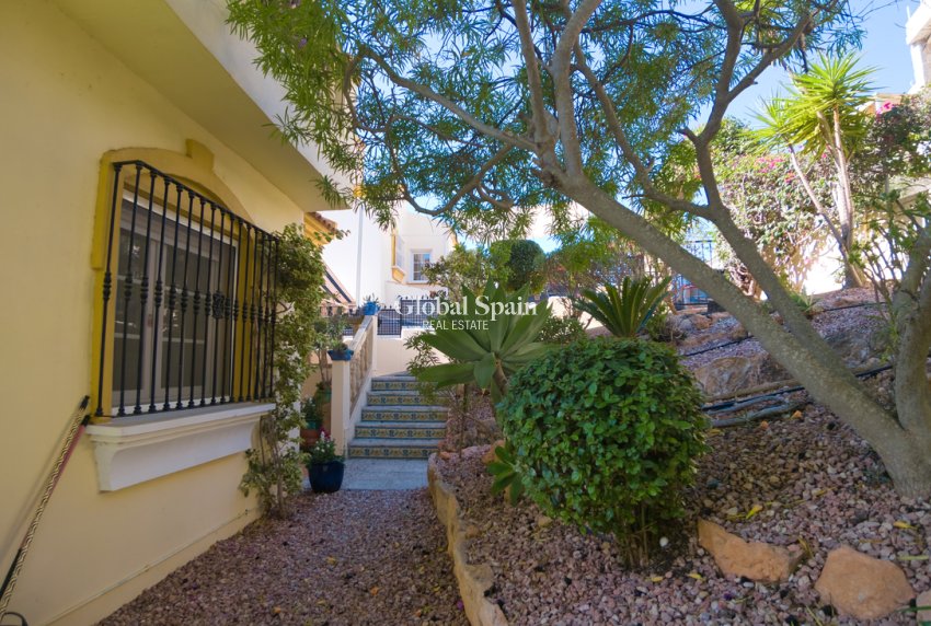 Resale - VILLA -
LAS RAMBLAS GOLF - Costa Blanca