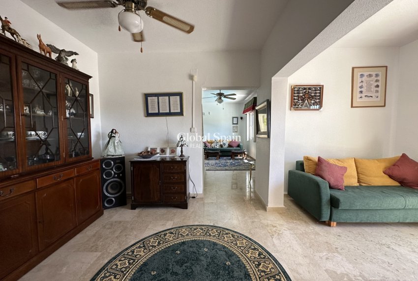 Resale - VILLA -
LAS RAMBLAS GOLF - Inland