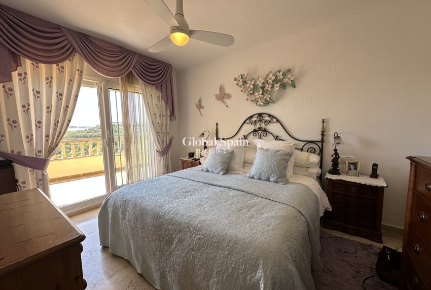 Resale - VILLA -
LAS RAMBLAS GOLF - Inland