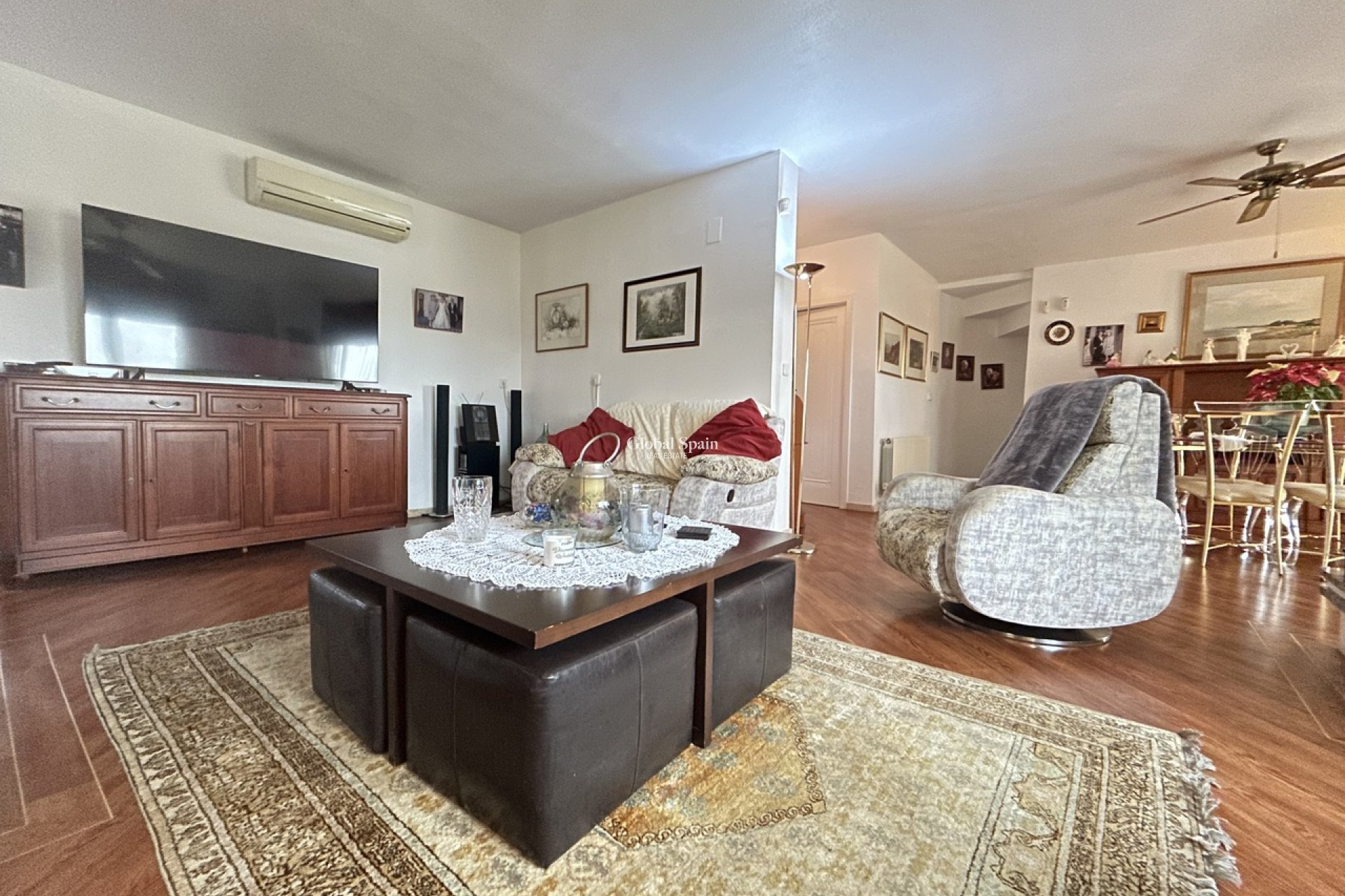 Resale - VILLA -
LAS RAMBLAS GOLF - Inland