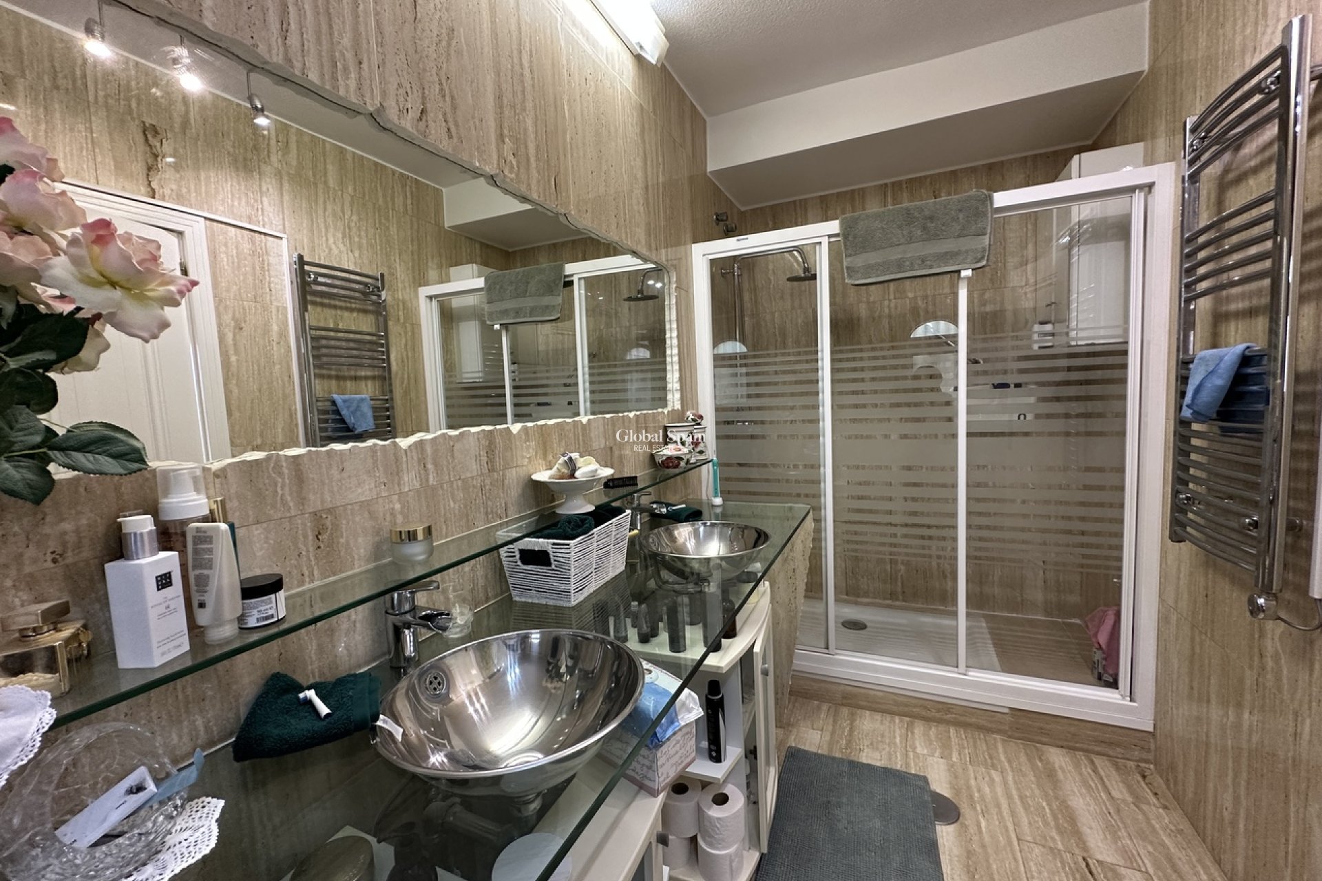Resale - VILLA -
LAS RAMBLAS GOLF - Inland