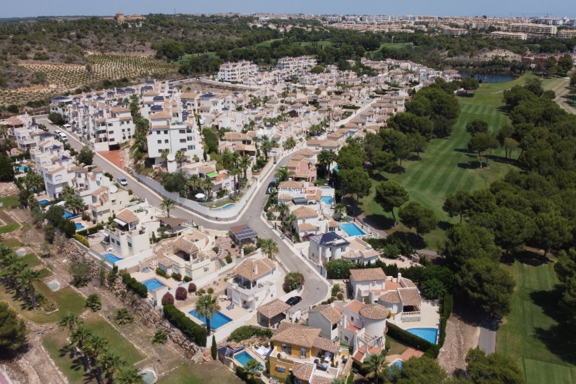 Resale - Villa -
Las Ramblas