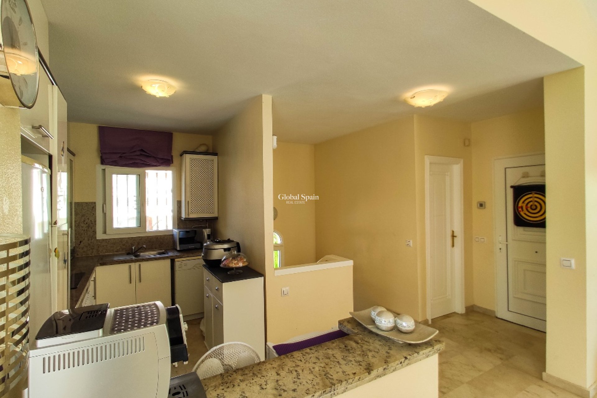 Resale - Villa -
Las Ramblas