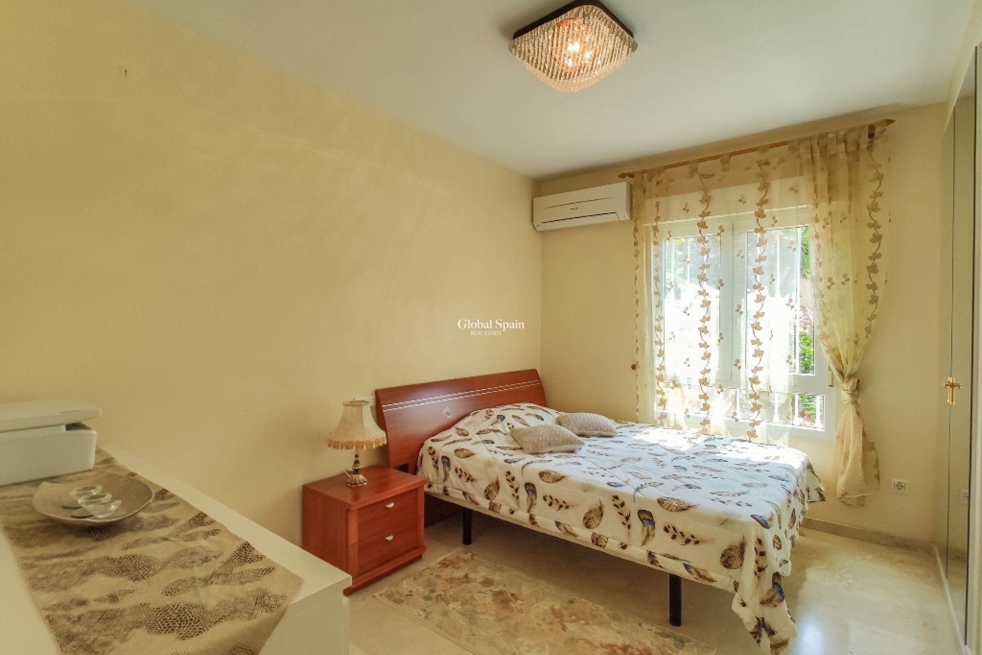 Resale - Villa -
Las Ramblas