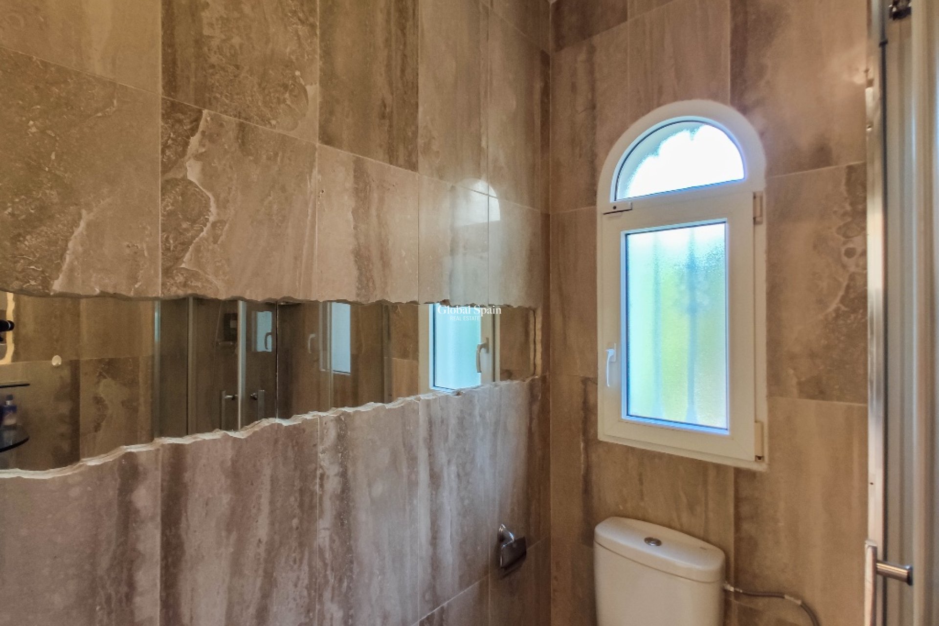 Resale - Villa -
Las Ramblas