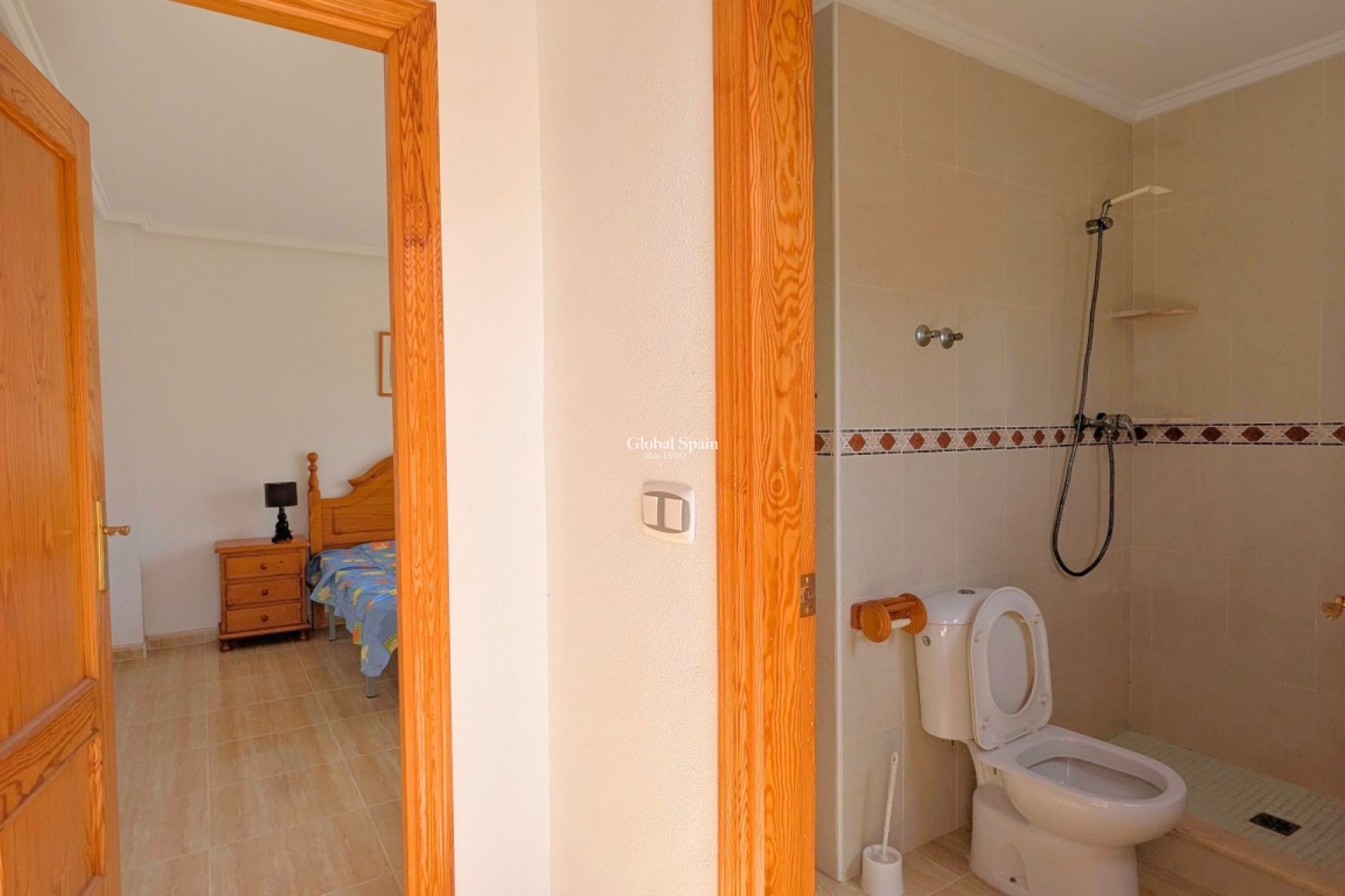 Resale - VILLA -
LO CRISPÍN - Inland