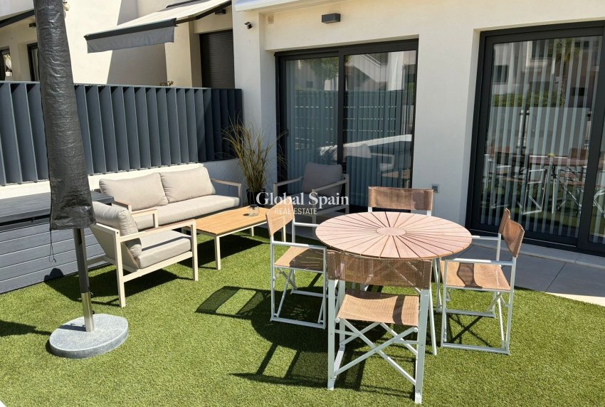 Resale - Villa -
Lo Romero Golf