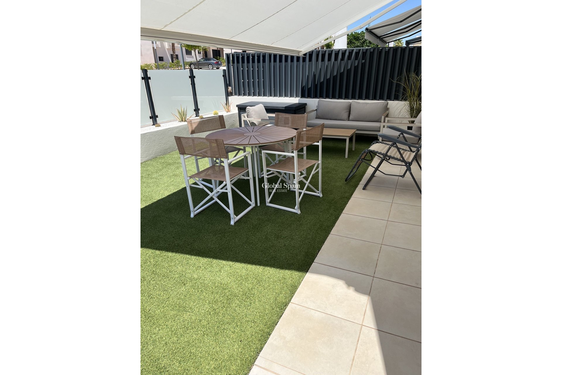 Resale - Villa -
Lo Romero Golf