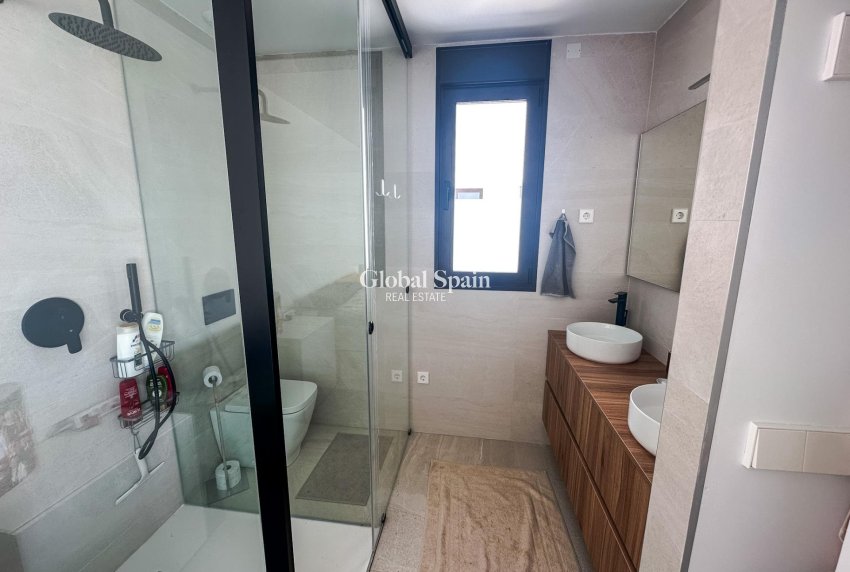 Resale - VILLA -
LOS ALCÁZARES - Dolores De Pacheco-santa Rosalía