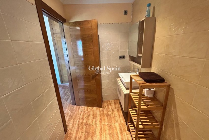 Resale - VILLA -
LOS ALCÁZARES - Las Lomas Del Rame-bahía Bella