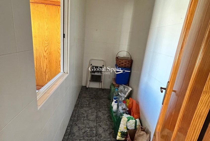 Resale - VILLA -
LOS ALCÁZARES - Las Lomas Del Rame-bahía Bella