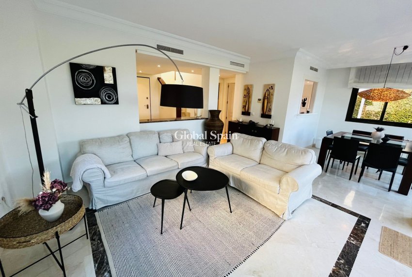 Resale - VILLA -
LOS ALCÁZARES