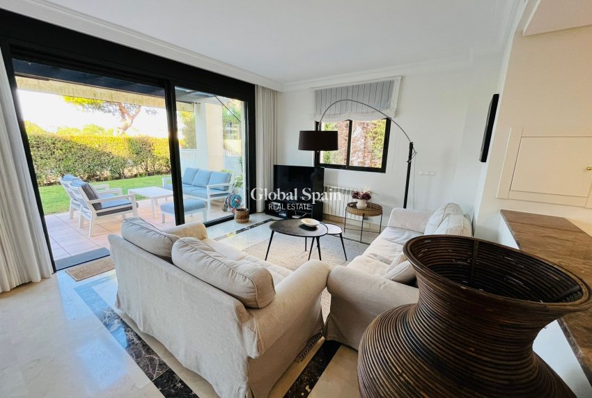 Resale - VILLA -
LOS ALCÁZARES