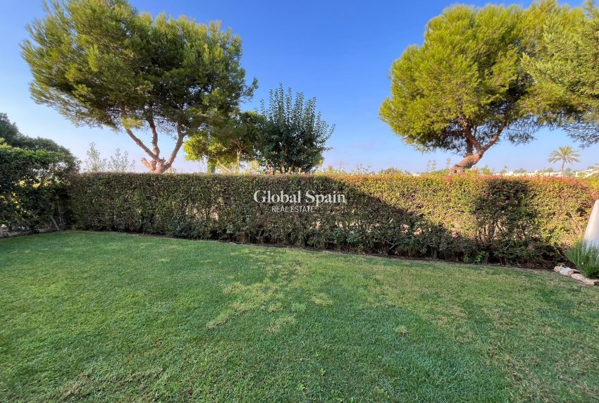 Resale - VILLA -
LOS ALCÁZARES