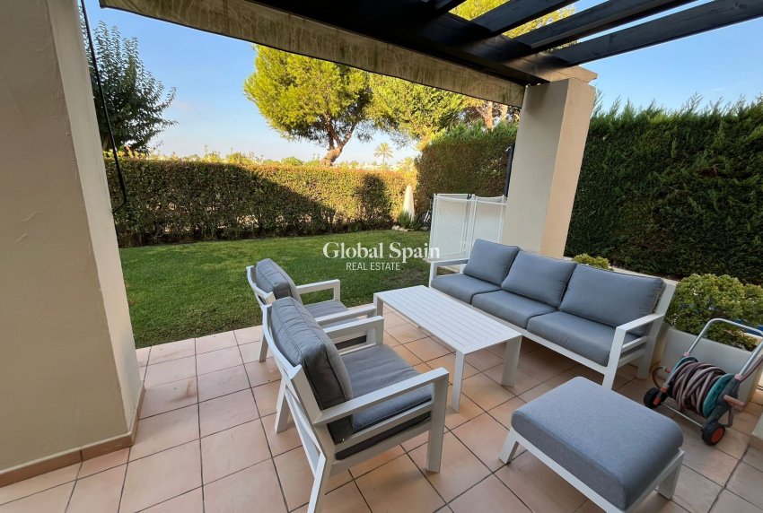 Resale - VILLA -
LOS ALCÁZARES