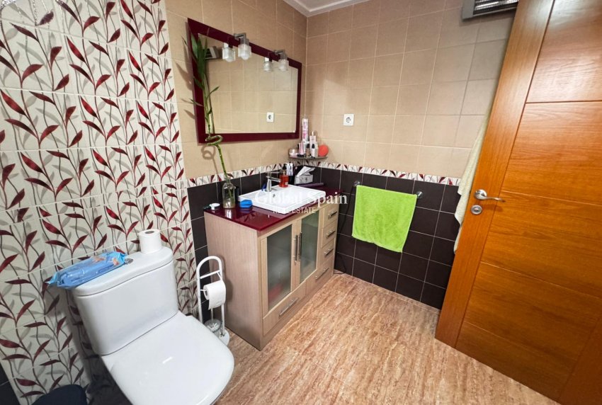 Resale - VILLA -
LOS ALCÁZARES