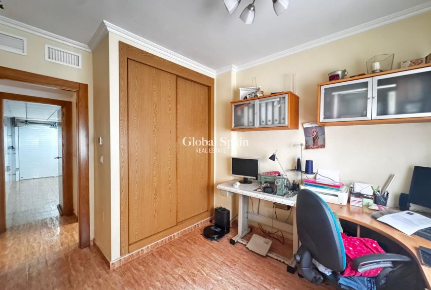 Resale - VILLA -
LOS ALCÁZARES