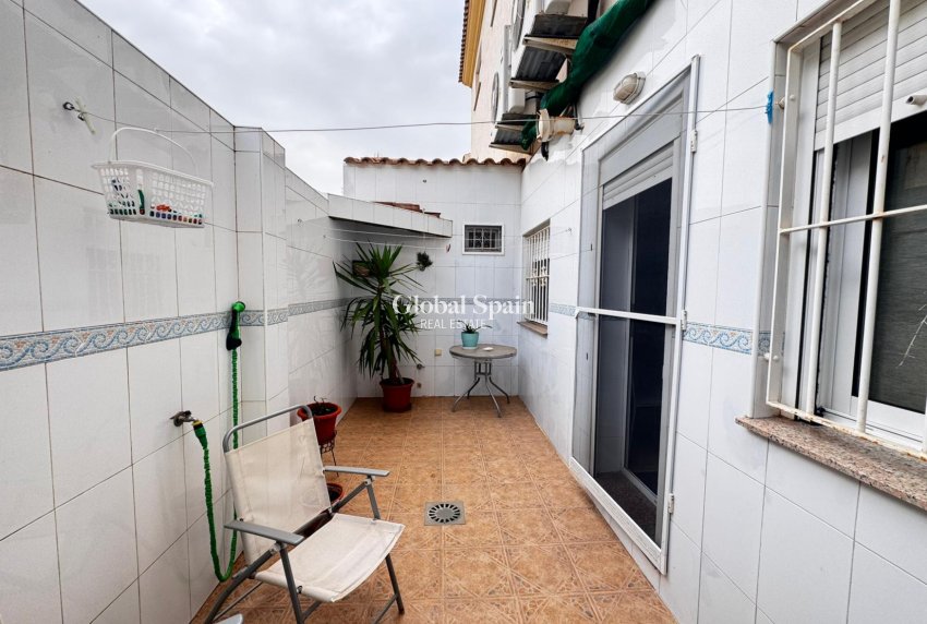 Resale - VILLA -
LOS ALCÁZARES