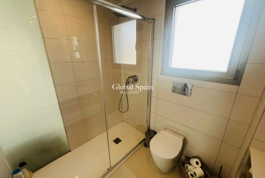 Resale - VILLA -
LOS ALCÁZARES